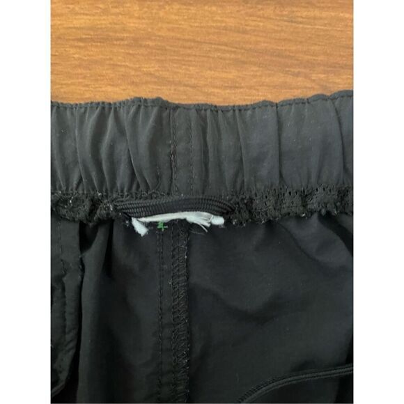 North Face Hiking Shorts Black - Picture 4 of 7